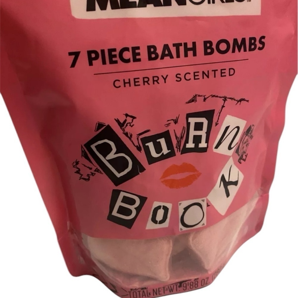 3/$25 Mean Girls Pink 7 Piece Bath Bomb Set - Picture 7 of 7